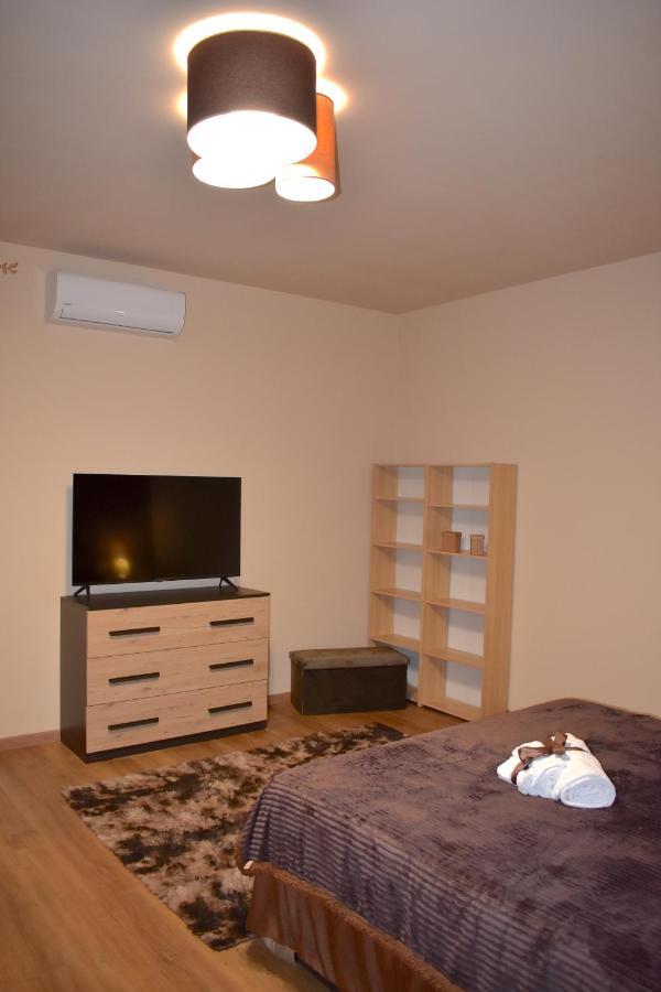 Casa Vacanze Oikia - Room Girasole Наполи Екстериор снимка