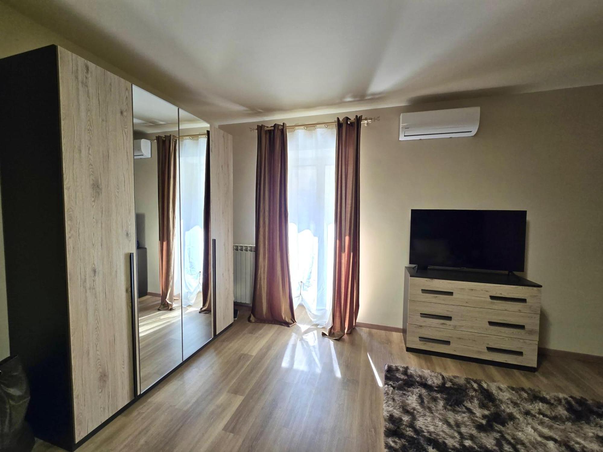 Casa Vacanze Oikia - Room Girasole Наполи Екстериор снимка